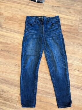 American Eagle Outfitters Women’s Dark Blue Skinny Jeans